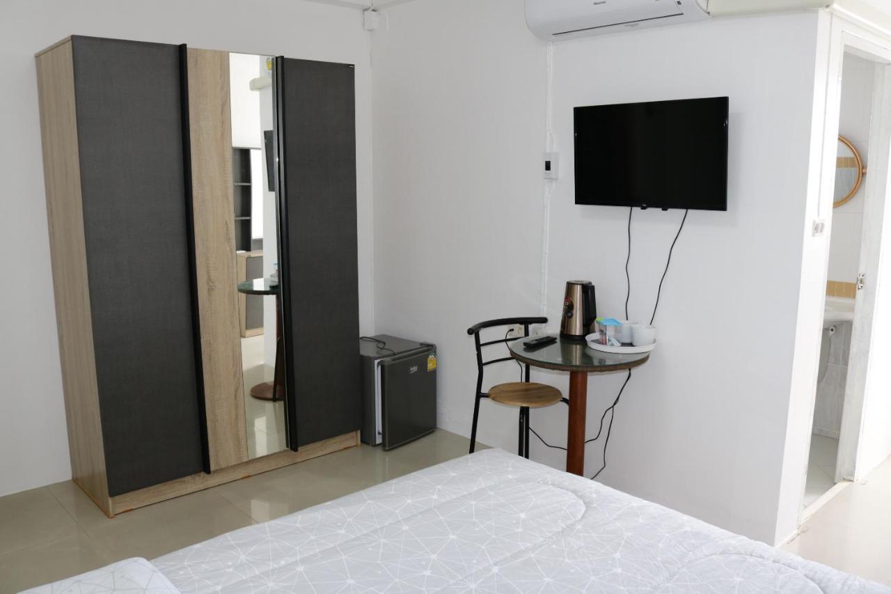 Cafe Nana Hotel Nong Prue 외부 사진