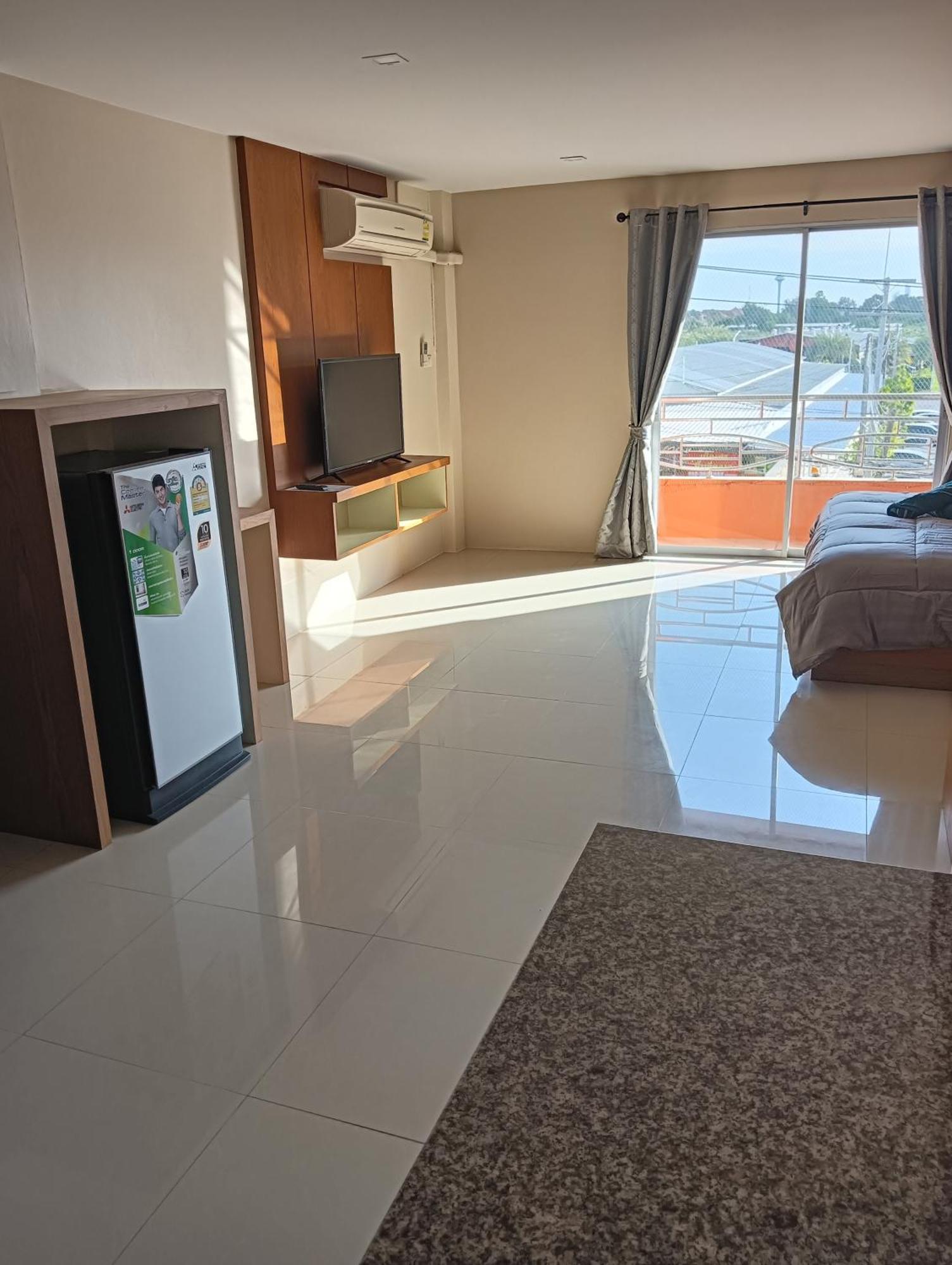 Cafe Nana Hotel Nong Prue 외부 사진